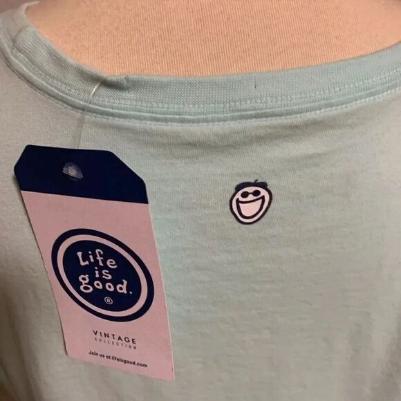 NWT LifeāisĀ goodāMintāGreenāTeeāsizeāLargeā#5 - Picture 3 of 5